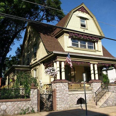 Manheim Manor Bed & Breakfast 外观 照片