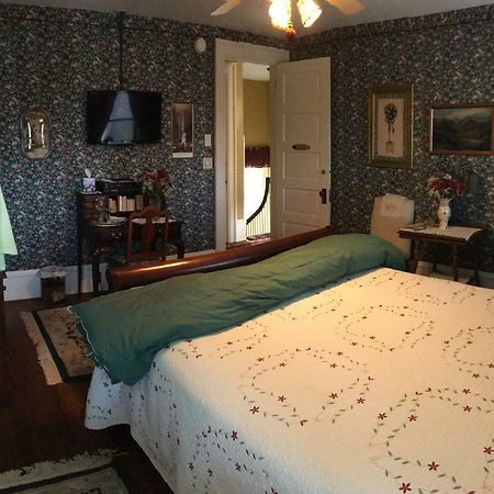 Manheim Manor Bed & Breakfast 外观 照片