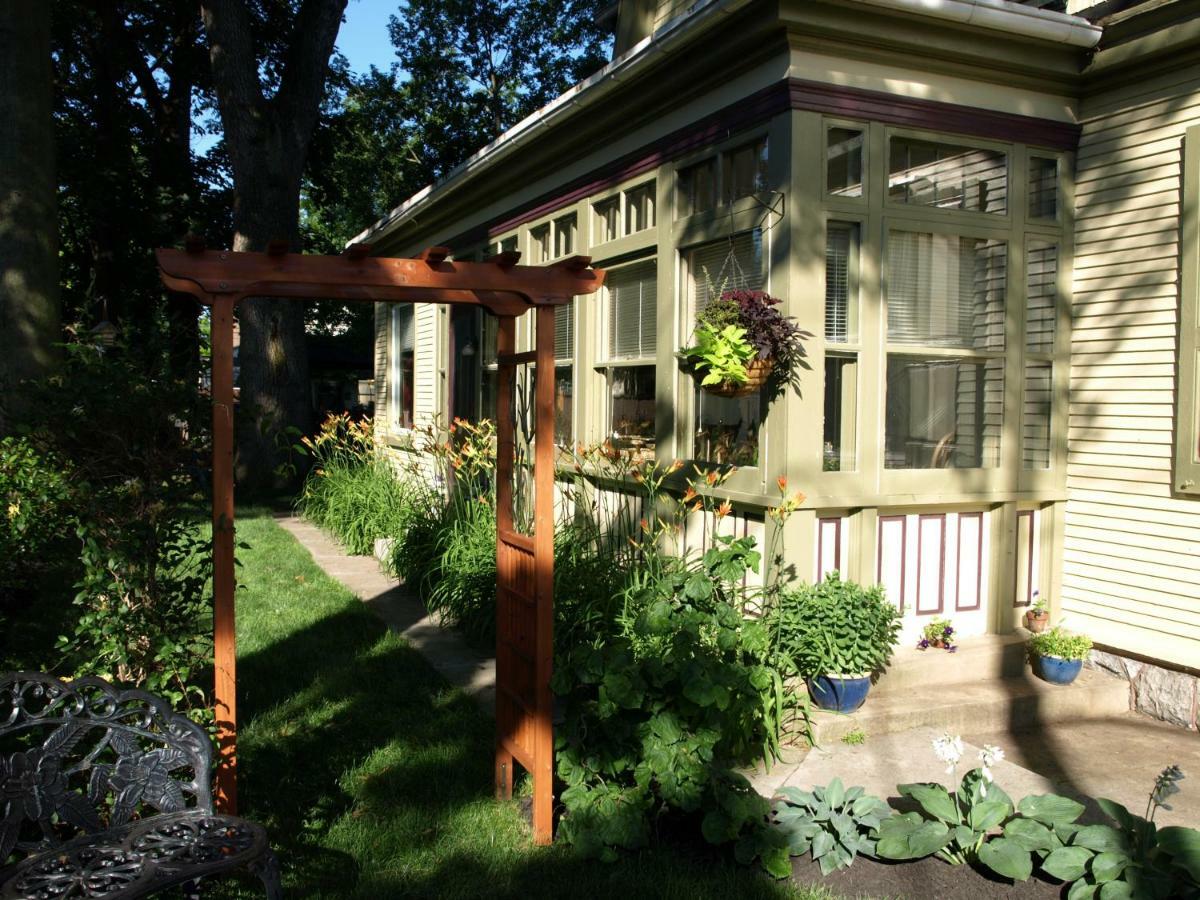 Manheim Manor Bed & Breakfast 外观 照片